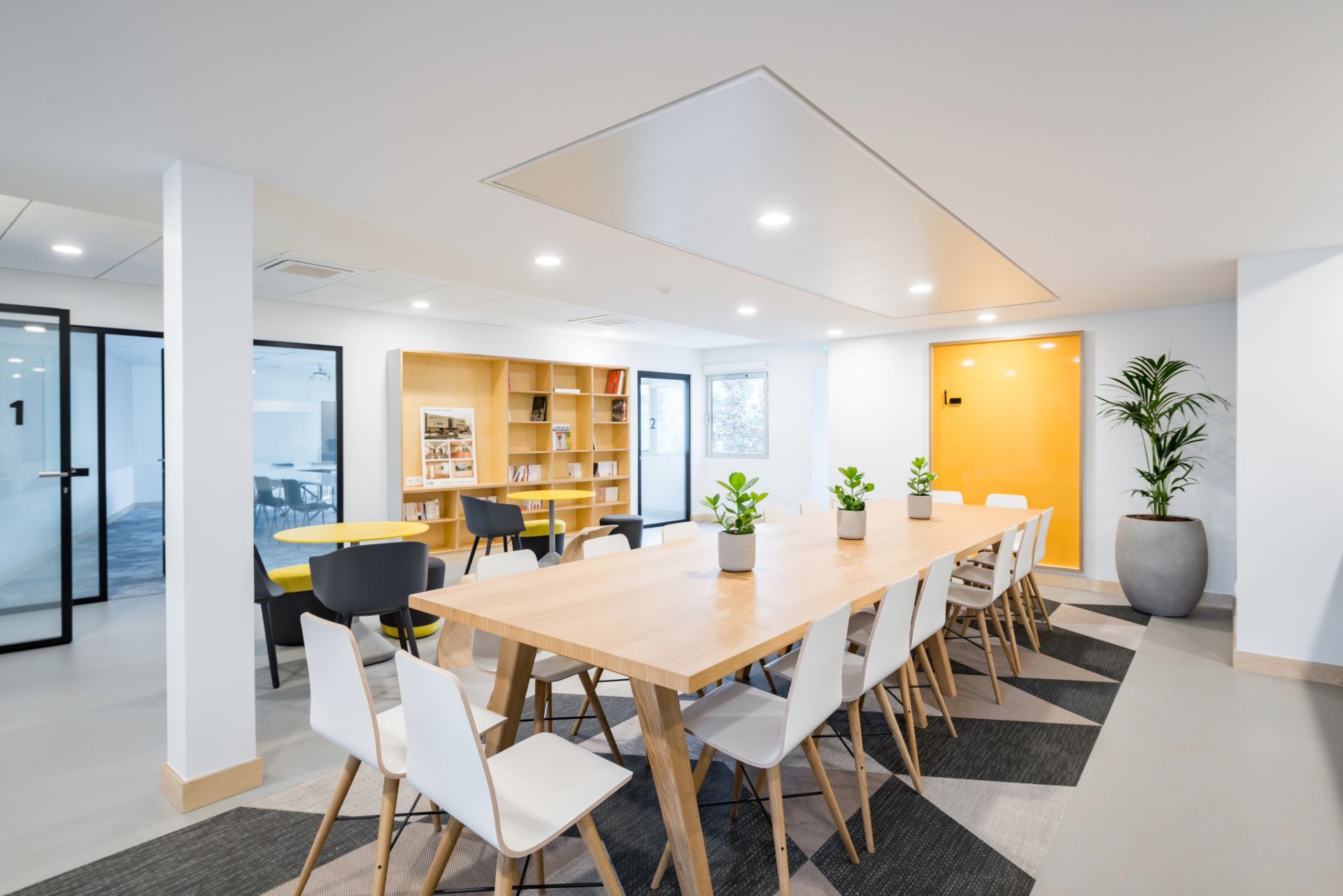 Espace de coworking, brainstorm ou réunion