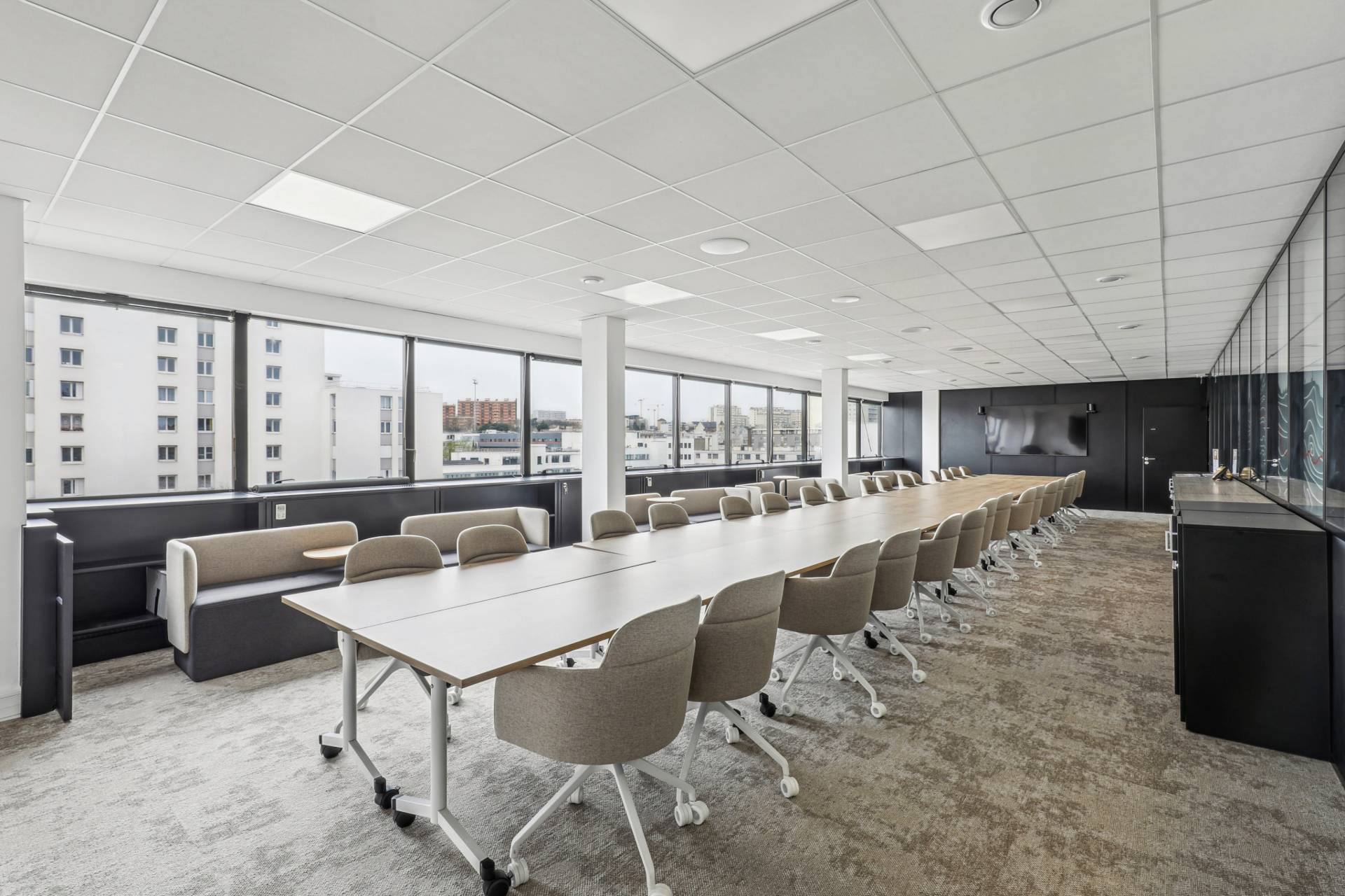 Grande salle de réunion